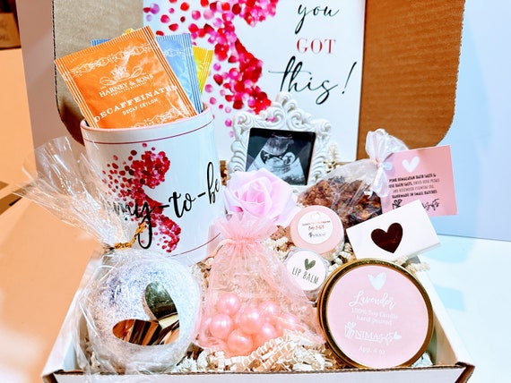 Best Pregnancy Gift Basket to Celebrate Motherhood | Printed Memories ·  Printed Memories