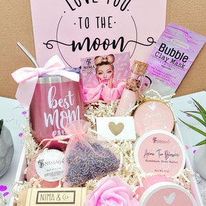 Indulge in a Personalized Lavender Spa Gift Box: Organic, Handmade, Self Care Gift Basket. Great Birthday or Mother's' Day Gift - MDGB002