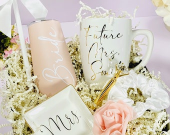 Future Mrs Mug Personalized Bride Gift Box Set, Bride Engagement Gift Box Champagne Flute Bride To Be, Mrs Ring Dish, Engaged Idea - BGB005