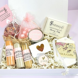 Expecting Mom Gift, Pregnancy Gift Box, Baby Shower Gift, Mom To Be Self Care Gift, Bath Gift Set for New Mom, Gift Basket for Mom - MDGB004