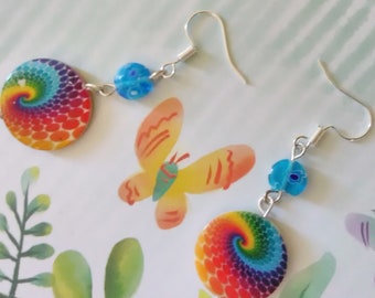 Round Rainbow Earrings, Round Shell Rainbow Earrings, Colorful Shell Earrings, Rainbow Drop Earrings, Rainbow Dangle Earrings, Round  Dangle
