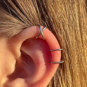 Set of two ear cuffs, Crossed ear cuff, Double cartilage cuff, Silver cartilage cuffs