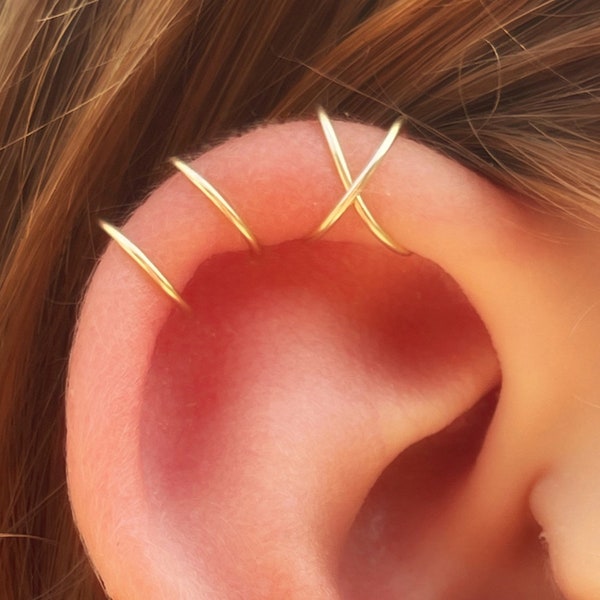 Double X ear cuff set, Gold cross cuff, fake helix piercing, dainty ear piercing