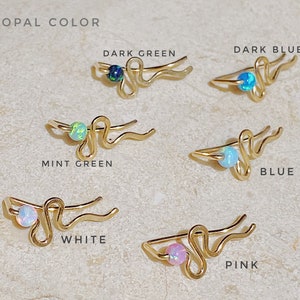 Opal snake Ear climber mini, 14 k gold filled, Snake ear crawler, Dainty ear climbers, Fire opal snake imagem 3