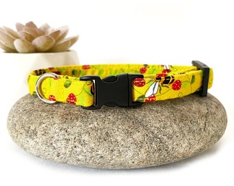 Strawberry Bee Yellow Cat Kitten Collar & Bow Tie With Breakaway Safety Buckle Bell 10mm Floral Flower Adjustable Fabric Pet Collar Bowtie