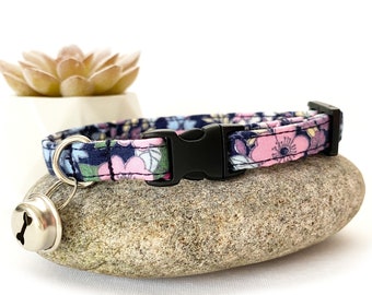 Floral Navy Cat Kitten Collar & Bow Tie With Breakaway Safety Buckle Bell 10mm Flowers Flowery Adjustable Fabric Pet Collar Bowtie