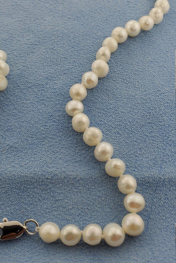 Natural Pearl Necklace With Lobster Clasp Knotted 18 Inch FWP 7.50