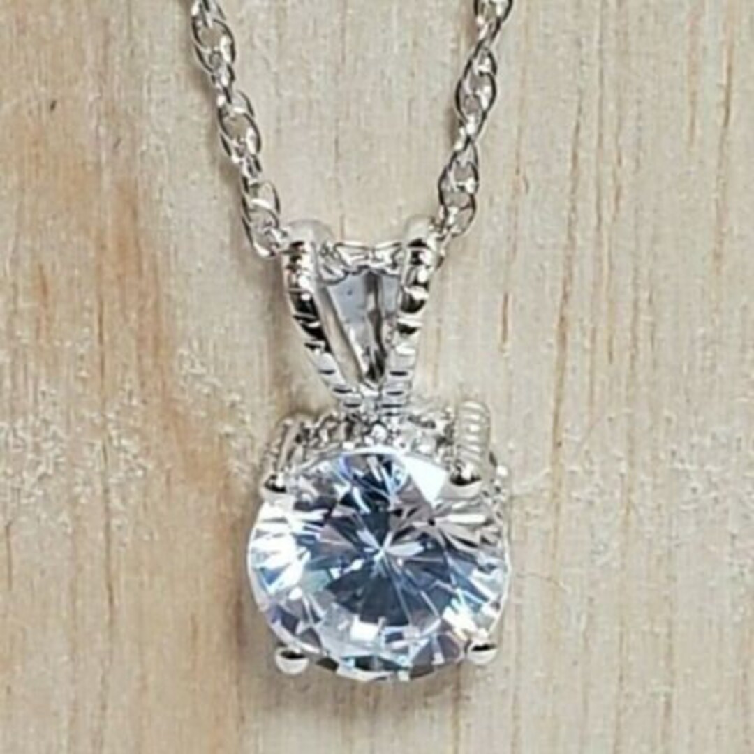 Pendentif Croix En Argent Sterling Avec Zircone - 4.90g - Boîte Cadeau Incluse | Limani London