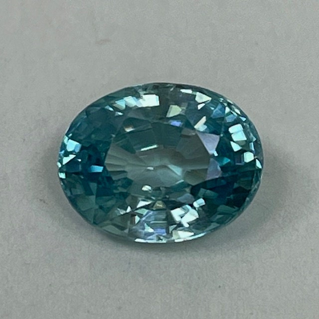 幻ブルーチタニア ルース2.789ct
