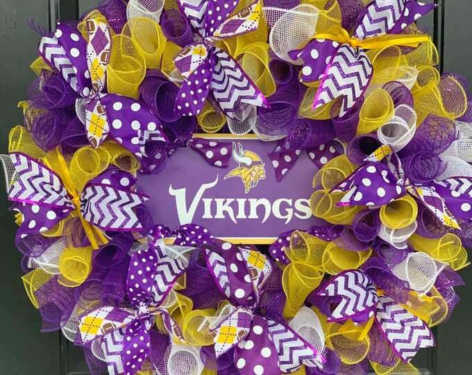 Minnesota Wreath, Vikings Wreath, NFL Wreath, Football Wreath, Purple