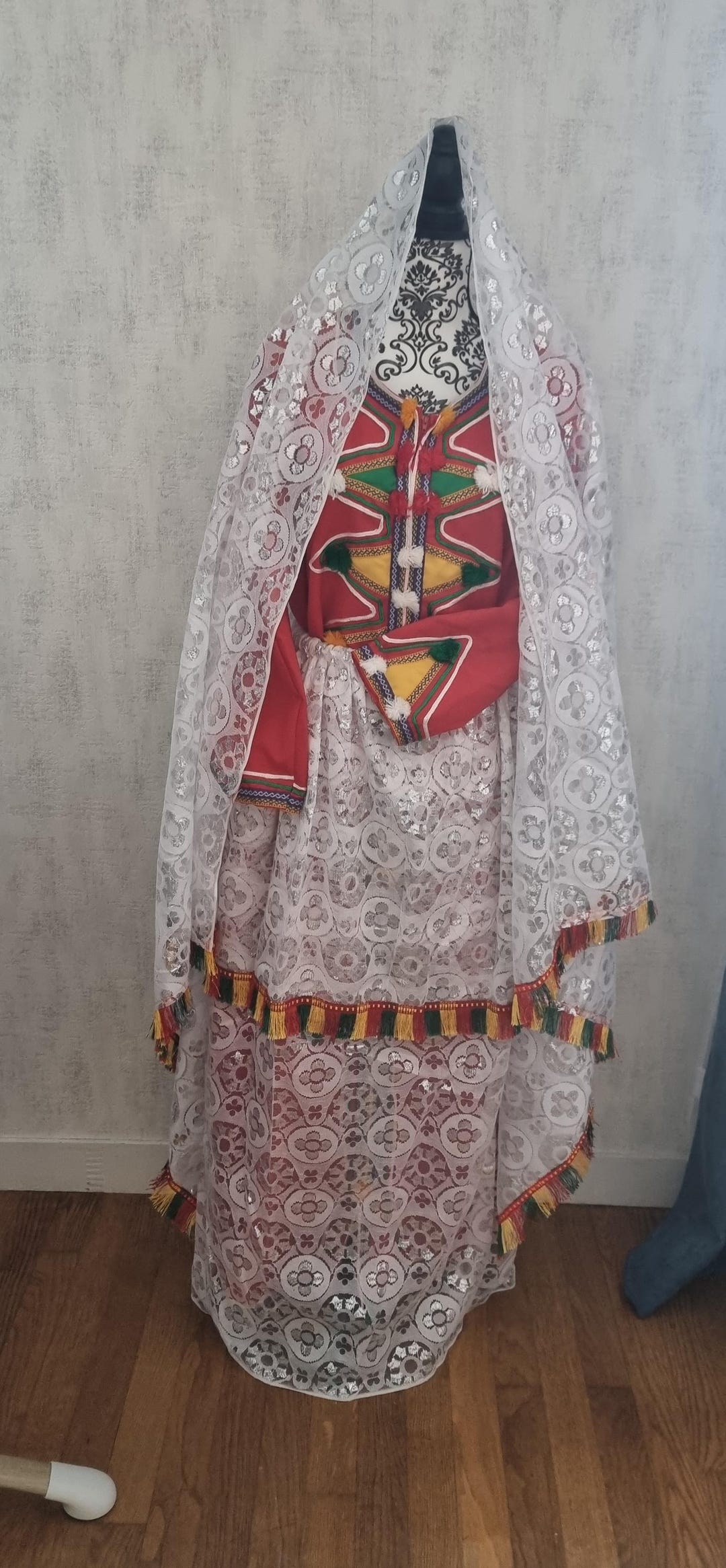 Chleuh 3-piece Red and White Outfit, One Size Fits All, 34 to 44