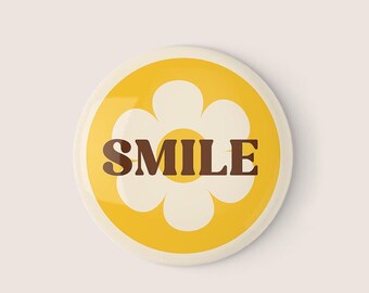 Retro Smile Pin Button | 70's Hippie Badge (1.25 inch)