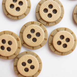 Bottoni vintage - Bottoni a 4 fori - 15 mm, 8 pezzi, bottoni beige senza tempo lucidi, in plastica