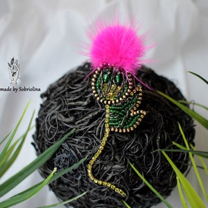 Broche Histle/ Broche com zíper de flores. Broche de flor em lã feltrada e pele natural. Broche de presente para mulher. Jóias com zíper de feltro