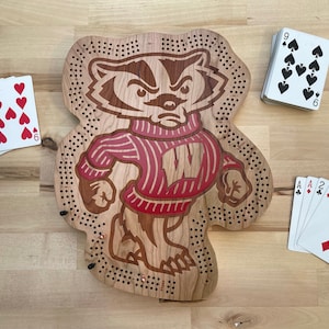 University of Wisconsin - Bucky Badger Cribbage Board & Wall Display