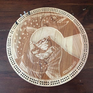 Colorado Trout en Mountain Cribbage Board & Wall Display