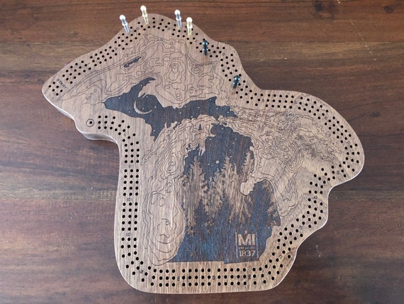 Michigan Lakes and Pines Cribbage Board & Wall Display