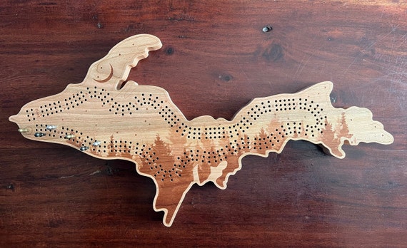 Upper Peninsula (Michigan) cribbage board and wall display - customizable