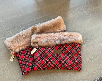 Tiffany Snuggle Bed for Pets,Faux Fur Pet Bed, Travel Bed, Anti-Anxiety Dog Bed,Pet Bed, Pet Gifts,Bed,Snuggle,Cuddle Bed,Cat Cave