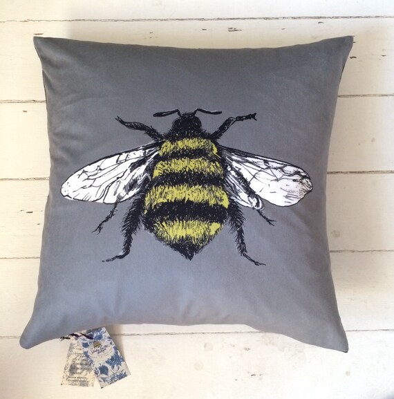 Bee velvet cushion sales
