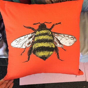 Tangerine Bee Cushion Cover, Farmhouse Chic Decor - Etsy UK