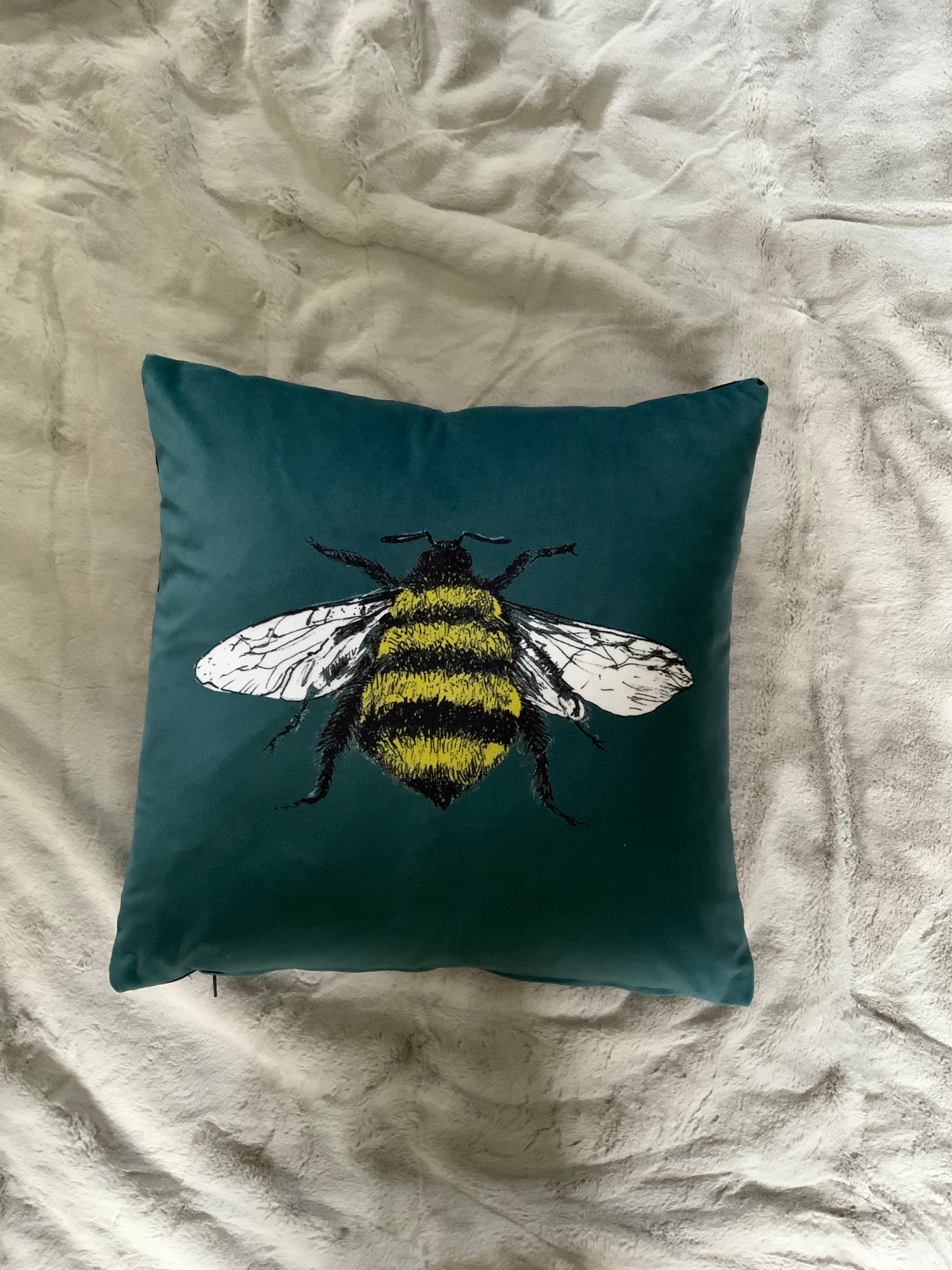 Teal Velvet Bee Cushion Cover, Boho Farmhouse Decor - Etsy UK