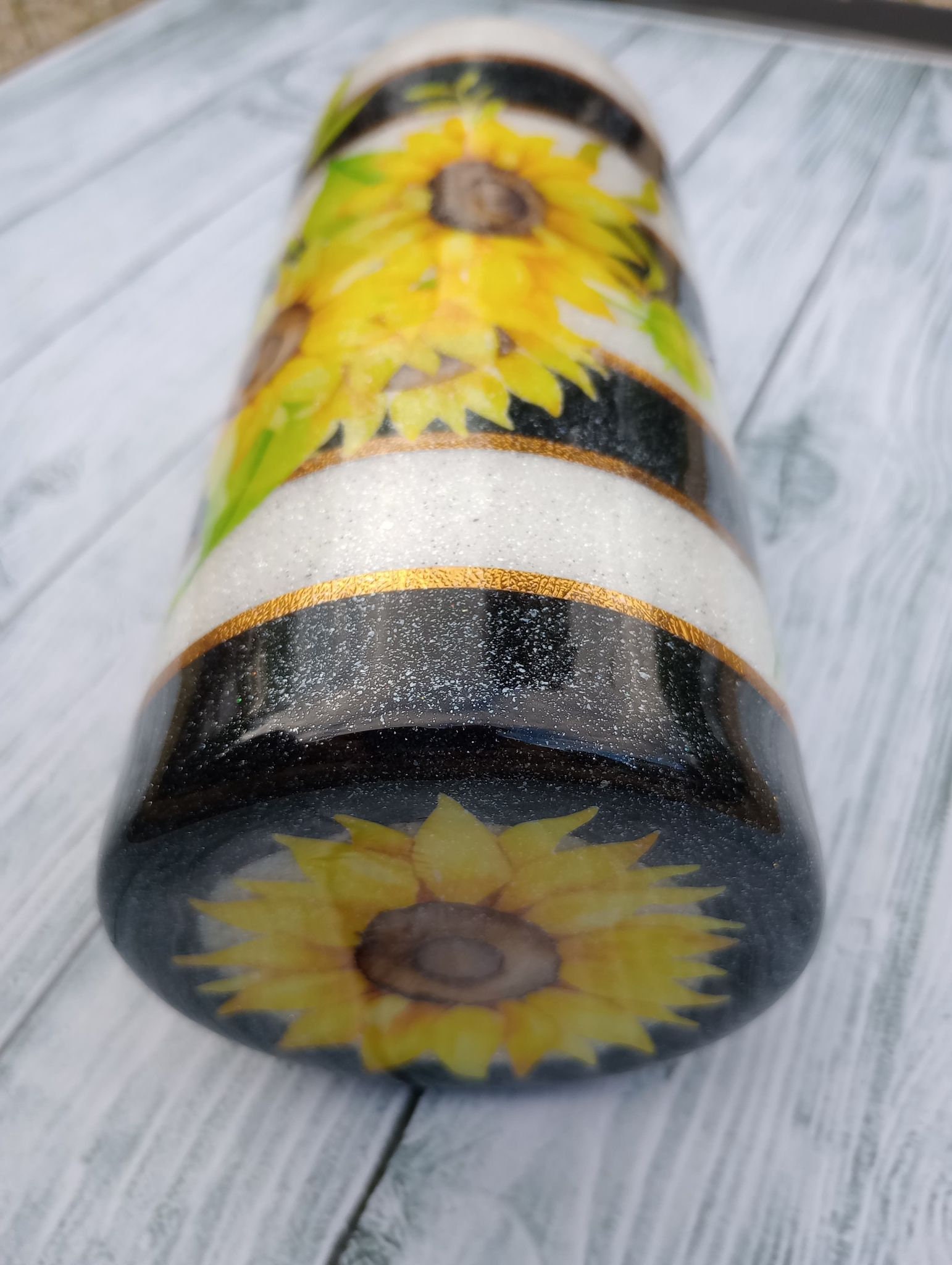 White 40oz tumbler with painted sunflowers, Women's Christmas Gift, St –  The White Birch Studio