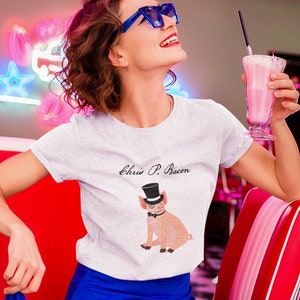 Camiseta gráfica Chris P. Bacon