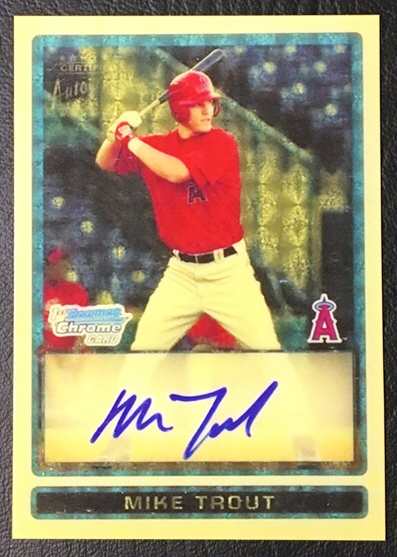 2009 Bowman Chrome Mike Trout Superfractor Facsimile Autograph image 0