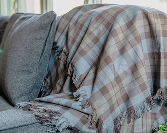 Official OUTLANDER Throw Poly/Viscose Tartan - Woven in Scotland - Made in the U.S.A. 58" x 65"