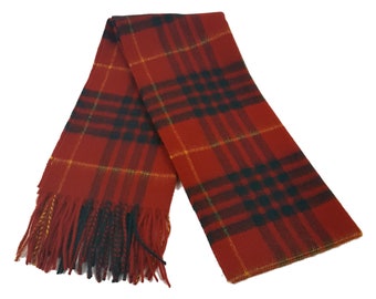 Écharpe moderne en laine d'agneau tartan Cameron - Fabriquée en Écosse - En stock ! Prêt-à-partir - Rouge Cameron moderne