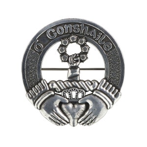 Connolly (O&#39;Conghaile) Irish Family Crest Cap Badge/Brooch - Made in Scotland