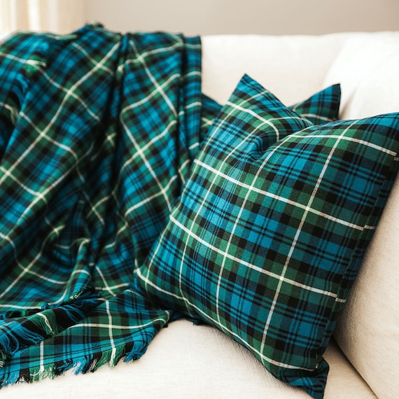 Batmerry Green Wool Plaid Scottish Tartan Pillowcases, Symmetric S Green and Red Tartan Plaid Scottish Seamless Pattern. Texture from tartan,  plaid, tablecloths, shirts, clothes, dresses, bedding, blankets and other  textile 11440845 Vector Art at Vecteezy