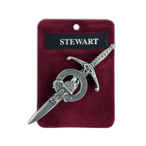 Stewart Clan Crest Kilt Pin - Gaelic Themes Kilt Pin - Virescit Vulnere Virtus