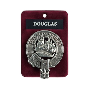 Douglas Cap Badge - Pewter Clan Crest Badge - Gaelic Themes Cap Badge or Brooch - Jamais Arriere
