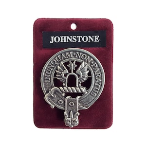 Johnstone Cap Badge - Pewter Clan Crest Badge - Gaelic Themes Cap Badge or Brooch - Nunquam Non Paratus