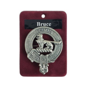 Bruce Cap Badge - Pewter Clan Crest Badge - Gaelic Themes Cap Badge or Brooch - Fuimus