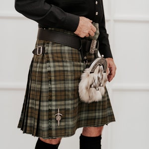 Quality Wool Blend Kilt w/ Matching Flashes and Hanger Tartans M-Y image 2