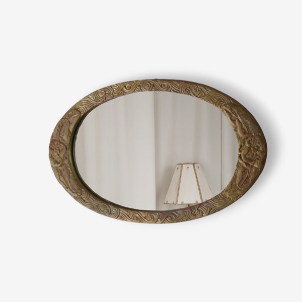 Miroir ovale Art Nouveau fin XX ème siècle avec cadre en plâtre sculpté à la main