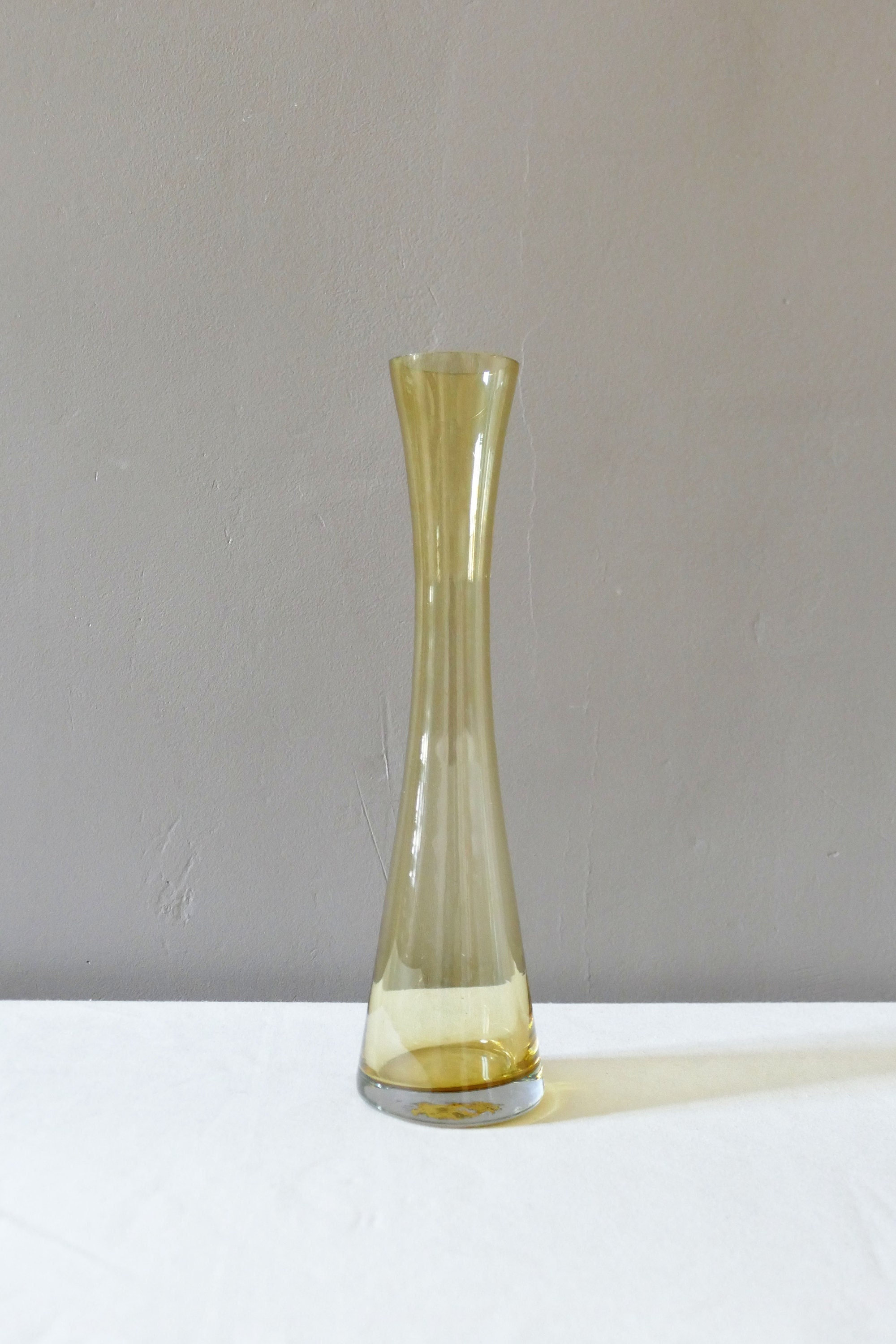 Long Vase Soliflore en Verre Vert Olive Vintage Années 70