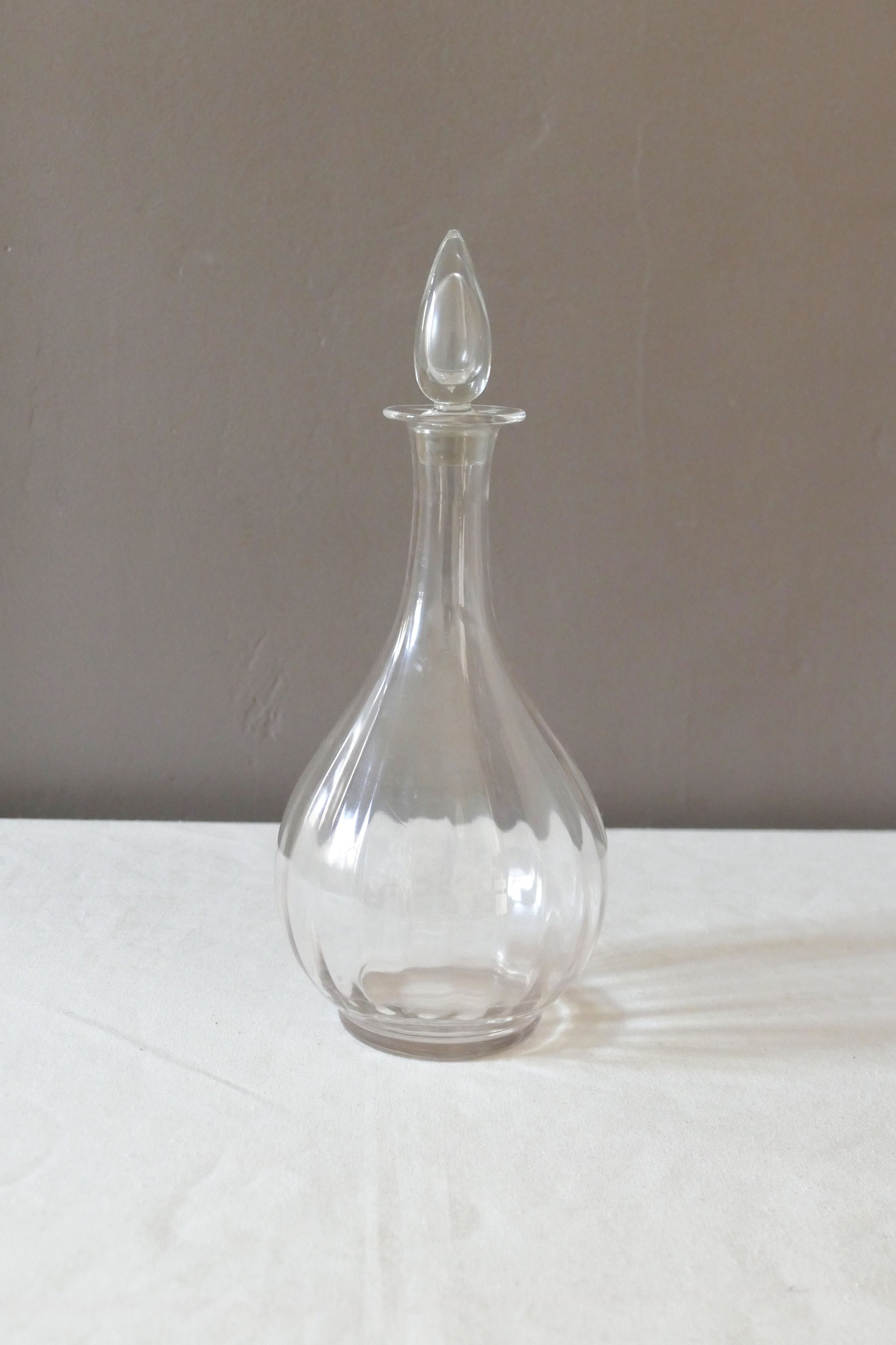 Carafe à Liquoreux Vintage en Verre Pour Une Déco Chic et Moderne Forme Ovale