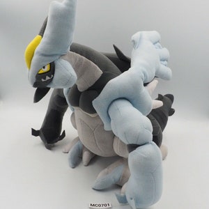 Zekrom & Reshiram Overdrive Pokemon Monster Nintendo Tomy Collection Figur  Toy.
