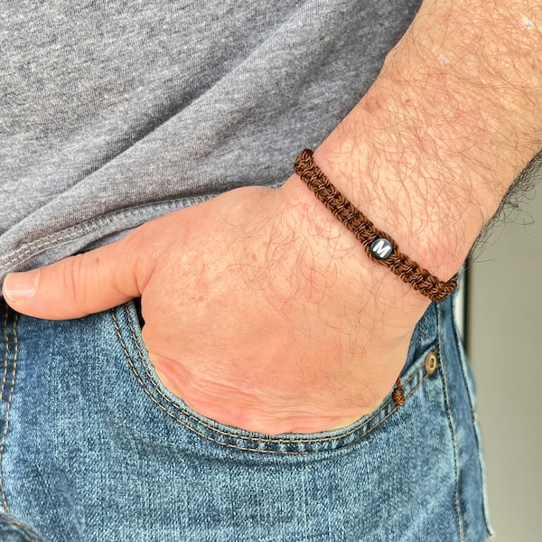 Aangepaste initiële herenarmband, gepersonaliseerde naamwoordarmband, parenarmband, geweven gevlochten armband, vaderscadeau voor hem en vriend