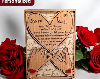 Personalisierte Holzplakette für Paare – Pinky-Versprechensgeschenk mit individuellen Namen