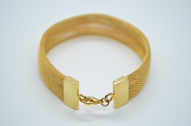 Lobster Clasp 1980/'s MESH DESIGN BRACELET Retro fashion From the 80/'s Mother/'s day Gold tone Vintage Gift for her Retro bracelet