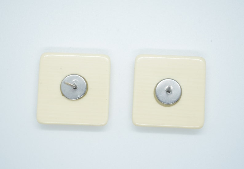 VINTAGE EARRINGS 1980/'s 80/'s fashion Pierced earrings Spring and summer jewellery Retro jewellery Cream color Square Plastic