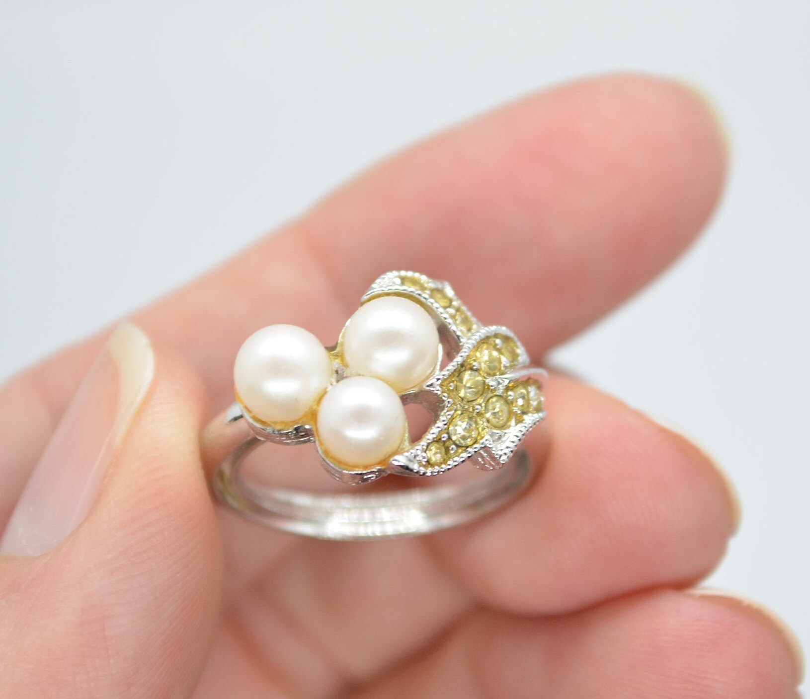 VINTAGE AVON RING, 1970's, Stamped Avon, " Evening Splendor" Ring ...