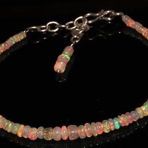 Natürliches äthiopisches Opalarmband: 925 Sterlingsilber, Multi Fire