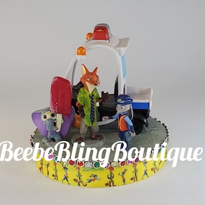 Disney Zootopia cake topper.  Zootopia centerpiece decoration.  A great keepsake for your memories.