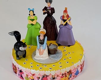 Disney Cinderella cake topper.  Cinderella centerpiece decoration.  A great keepsake for your memories.  Not fondant!
